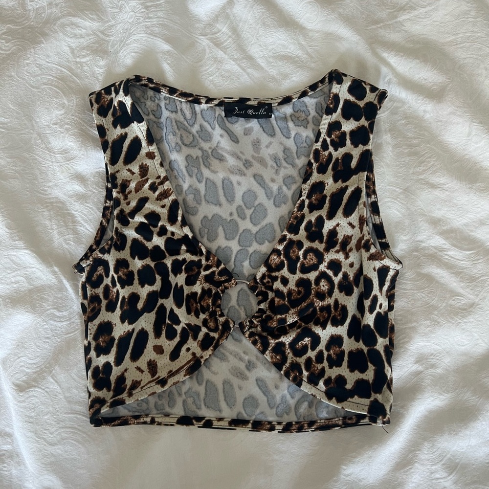 Cheetah O-Ring Crop Tank Top